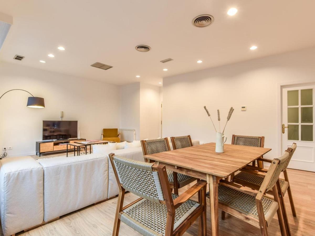 マドリードApartamento En Plaza De Canalejasアパートメント エクステリア 写真