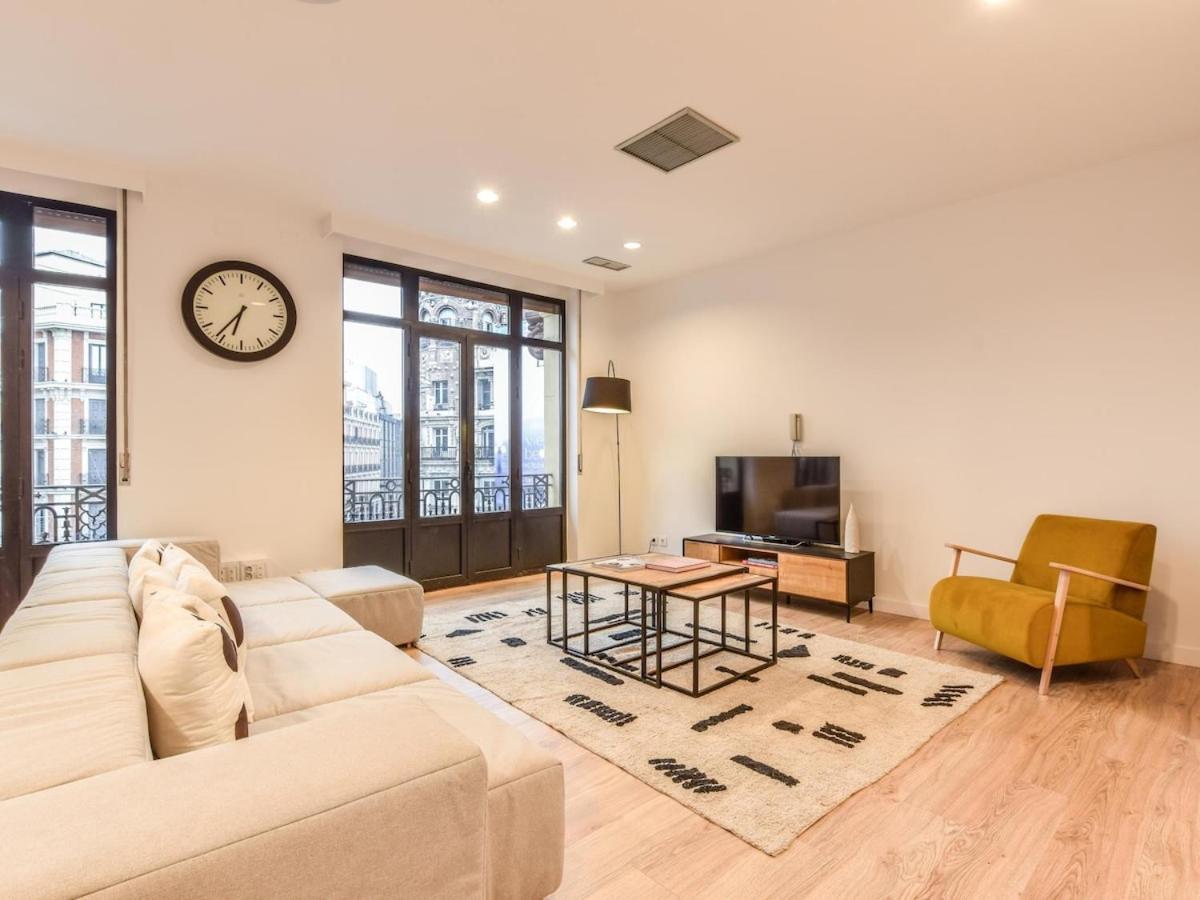 マドリードApartamento En Plaza De Canalejasアパートメント エクステリア 写真
